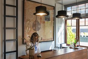 Penedo da Saudade Suites & Hostel