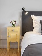 Penedo da Saudade Suites & Hostel