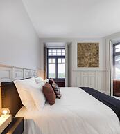 Penedo da Saudade Suites & Hostel