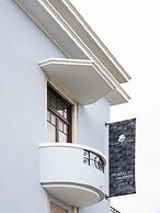 Penedo da Saudade Suites & Hostel