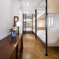 Penedo da Saudade Suites & Hostel