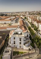 Penedo da Saudade Suites & Hostel