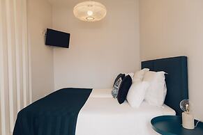 Penedo da Saudade Suites & Hostel