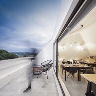 Penedo da Saudade Suites & Hostel