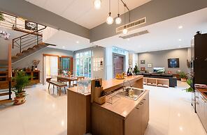Dream Living Chiangmai Pool Villa