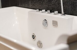 Dream Living Chiangmai Pool Villa