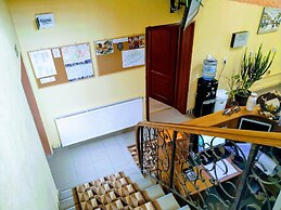 Venesis House