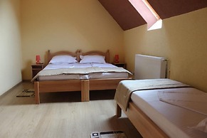 Venesis House