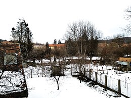 Venesis House