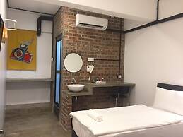 Suite 18 Boutique Hotel - Hostel