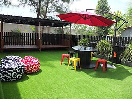 Suite 18 Boutique Hotel - Hostel