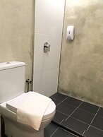 Suite 18 Boutique Hotel - Hostel