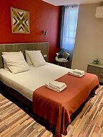 Logis Hotel Yseria - Historical Center