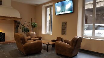 Logis Hotel Yseria - Historical Center