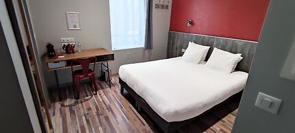 Logis Hotel Yseria - Historical Center