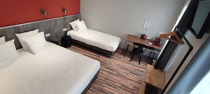 Logis Hotel Yseria - Historical Center