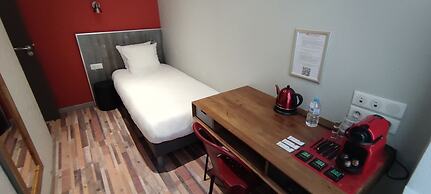 Logis Hotel Yseria - Historical Center