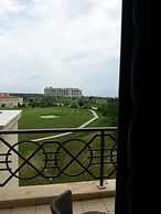 Lighthouse Luxe Estate Apart & Villas