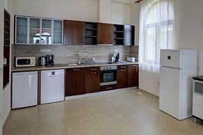 Lighthouse Luxe Estate Apart & Villas