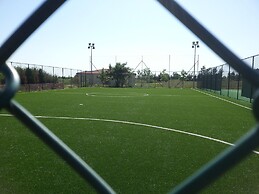 Lighthouse Luxe Estate Apart & Villas