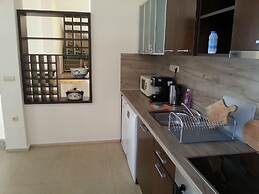 Lighthouse Luxe Estate Apart & Villas