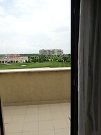 Lighthouse Luxe Estate Apart & Villas