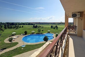 Lighthouse Luxe Estate Apart & Villas