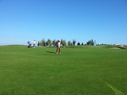 Lighthouse Luxe Estate Apart & Villas