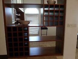 Lighthouse Luxe Estate Apart & Villas