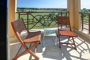 Lighthouse Luxe Estate Apart & Villas