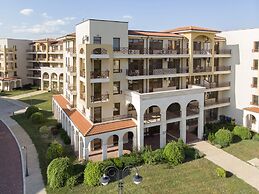 Lighthouse Luxe Estate Apart & Villas