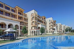 Lighthouse Luxe Estate Apart & Villas