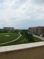 Lighthouse Luxe Estate Apart & Villas