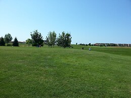 Lighthouse Luxe Estate Apart & Villas