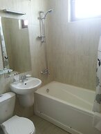 Lighthouse Luxe Estate Apart & Villas