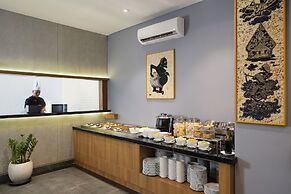 Batiqa Hotel Darmo - Surabaya