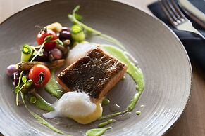 Batiqa Hotel Darmo - Surabaya