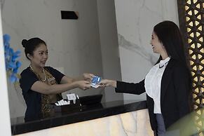 Batiqa Hotel Darmo - Surabaya