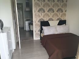 Family Condo by IA at Azure Urban Resort Residences