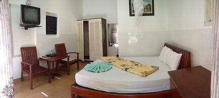 Nhat Quang Family Beach