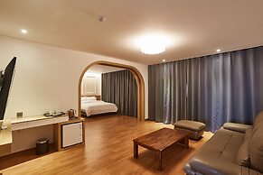 Pyeongchang Hotel The Maru