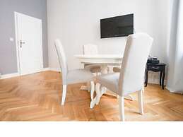 AAA STAY Premium Apartments Old Town