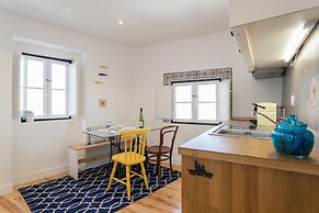 Alfama Loft Studio Loft Apartment w/ River View - by LU Holidays