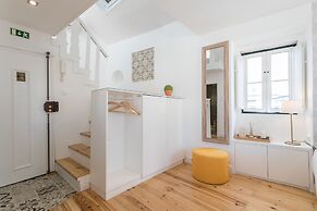 Alfama Loft Studio Loft Apartment w/ River View - by LU Holidays