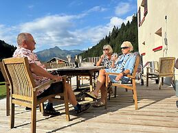 Chalet Bluebell