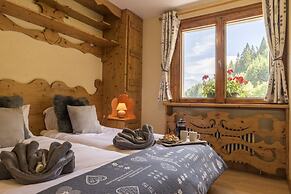 Chalet Bluebell