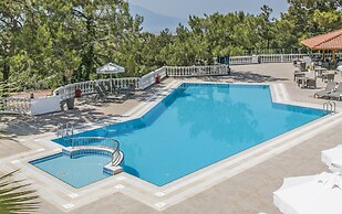 Pine Club Apart Hotel