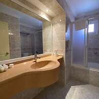 Pine Club Apart Hotel