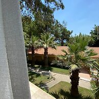 Pine Club Apart Hotel