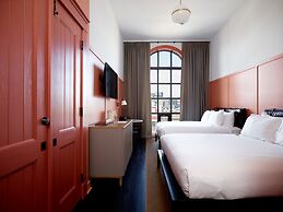 The Chicago Hotel Collection - Wrigleyville